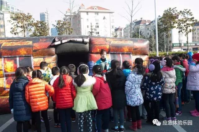 海麗雅隨《奇妙夢(mèng)旅行》同登青島大劇院 ,助力應急安全科普宣教 6