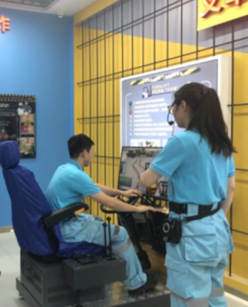 叉車(chē)模擬駕駛體驗